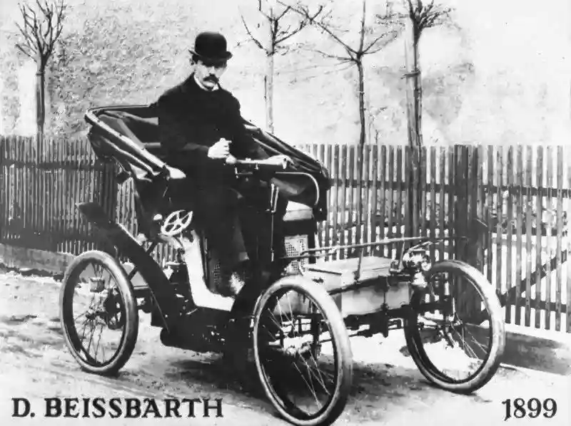D. Beissbarth bei der Autofahrt 1899